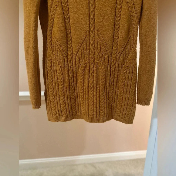 Anthropologie SPARROW‎ Cable Print Mustard Yellow Tunic Sweater. Size Medium. - Picture 8 of 11